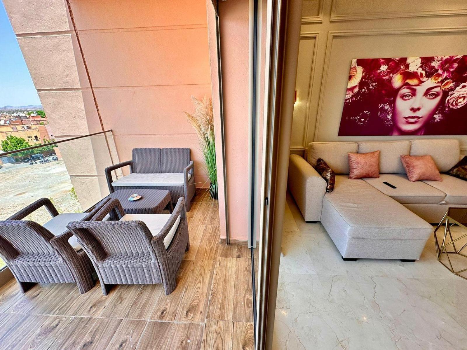 Appartement Luxueux Avec Piscine 10 Minutes Du Centre Ville Marrakesh Extérieur photo