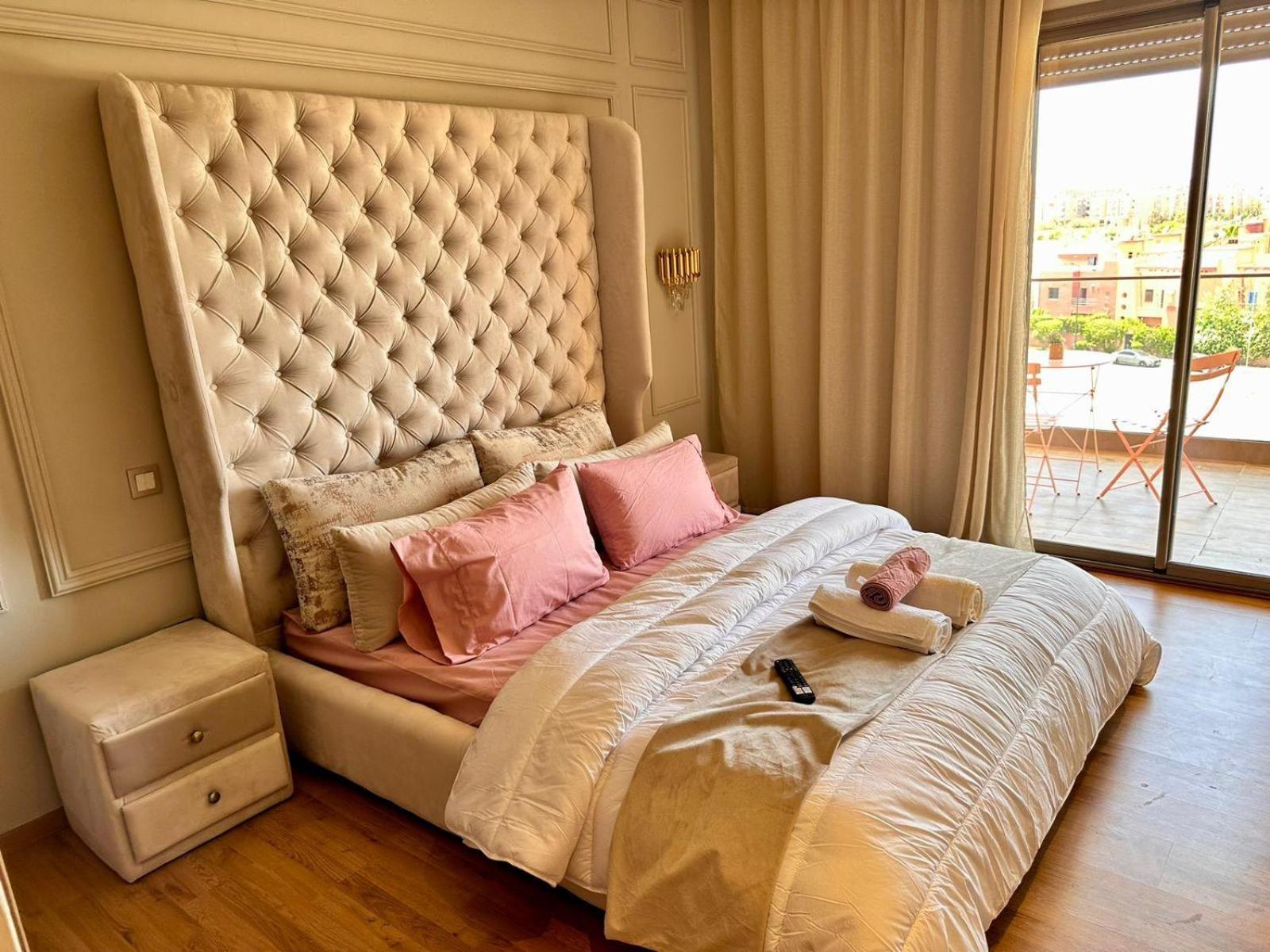 Appartement Luxueux Avec Piscine 10 Minutes Du Centre Ville Marrakesh Extérieur photo
